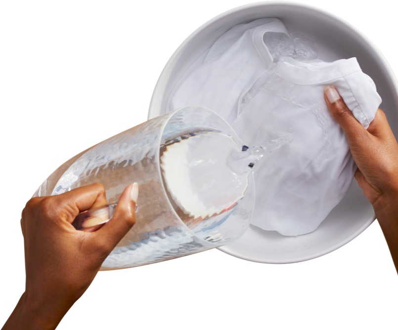 How Does Washing Clothes with Vinegar or Baking Soda Compare to Detergent?